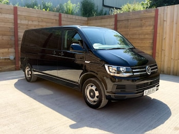 Used Volkswagen Transporter 2018 for sale - 79244949: Photo