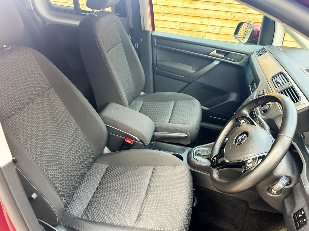 Used Volkswagen Caddy Maxi Life 2018 for sale - 77534807: Photo 11