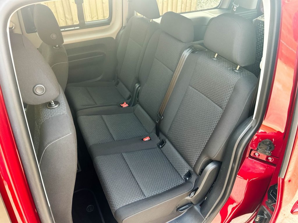 Used Volkswagen Caddy Maxi Life 2018 for sale - 77534807: Photo 16