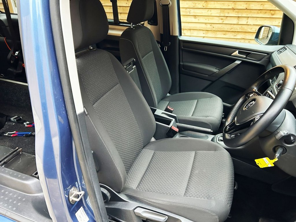 Used Volkswagen Caddy Maxi Life 2018 for sale - 76784175: Photo 17