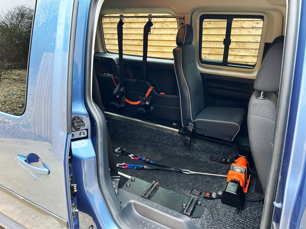 Used Volkswagen Caddy Maxi Life 2018 for sale - 76784175: Photo 19