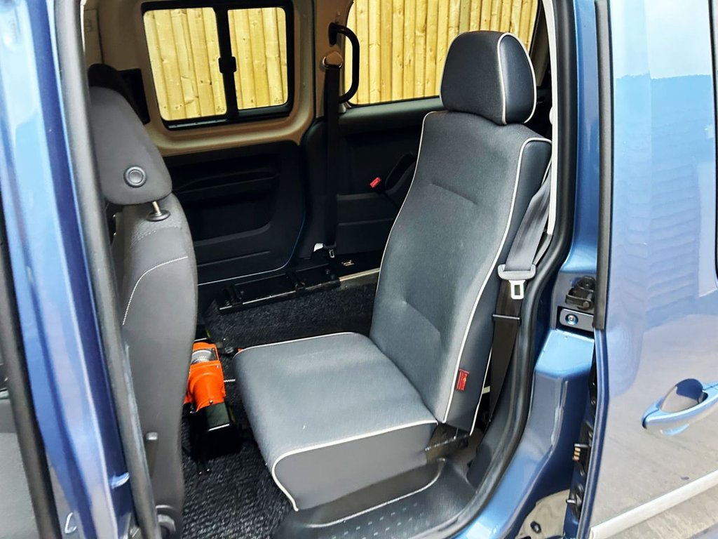 Used Volkswagen Caddy Maxi Life 2018 for sale - 76784175: Photo 24