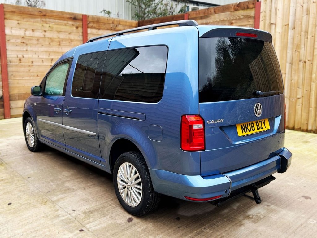 Used Volkswagen Caddy Maxi Life 2018 for sale - 76784175: Photo 9