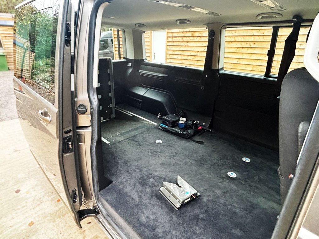 Used Volkswagen Caravelle 2018 for sale - 76333578: Photo 13