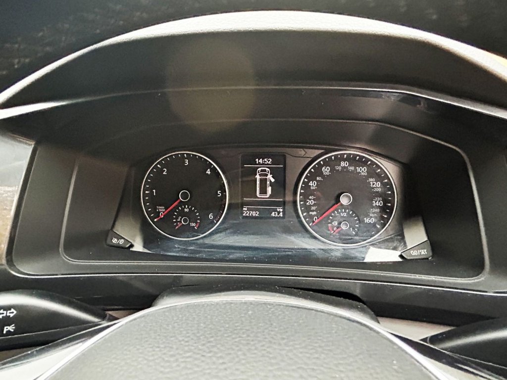 Used Volkswagen Caravelle 2018 for sale - 76333578: Photo 19