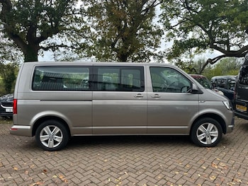 Used Volkswagen Caravelle 2018 for sale - 76333578: Photo