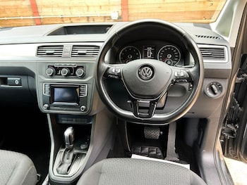 Used Volkswagen Caddy Maxi Life 2019 for sale - 77920537: Photo