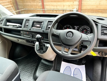Used Volkswagen Transporter 2019 for sale - 78672815: Photo