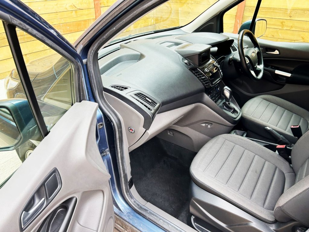 Used Ford Grand Tourneo Connect 2020 for sale - 76454046: Photo 16