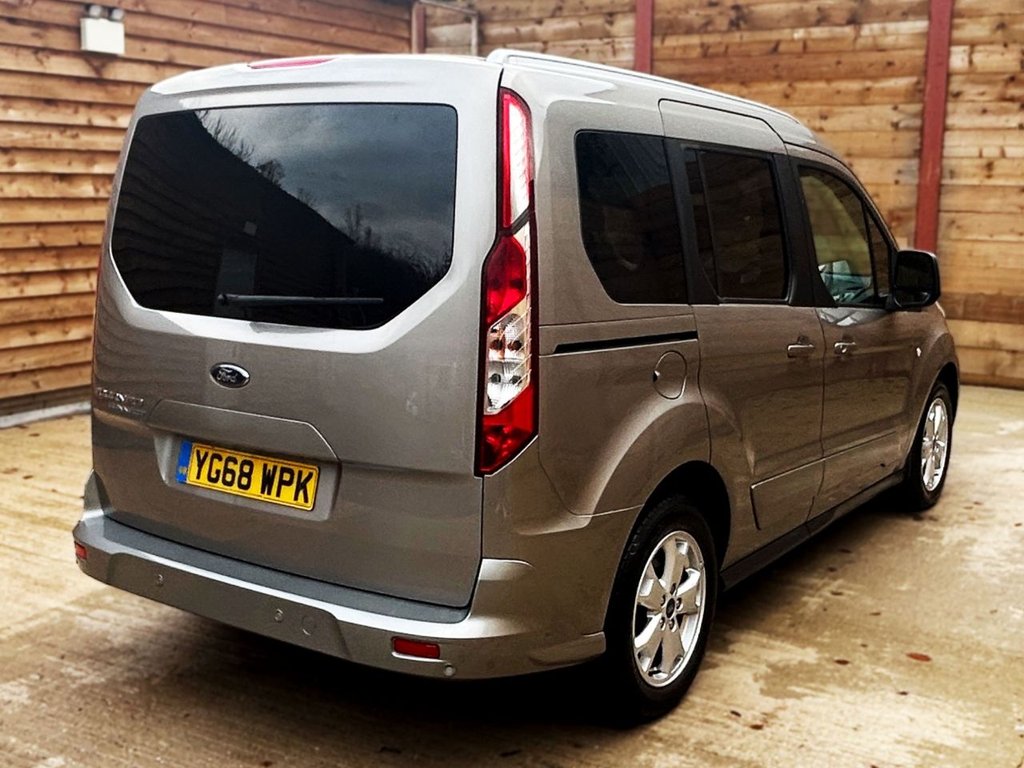 Used Ford Tourneo Connect 2018 for sale - 76909905: Photo 9