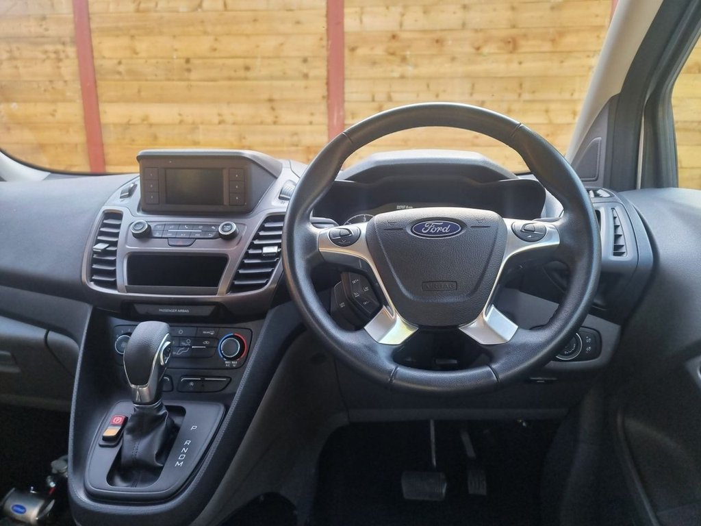 Used Ford Grand Tourneo Connect 2021 for sale - 76429745: Photo 2