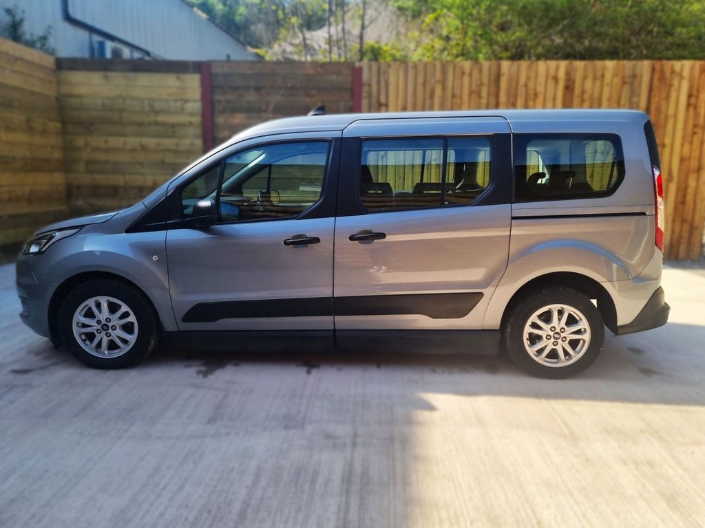 Used Ford Grand Tourneo Connect 2021 for sale - 76429745: Photo 9