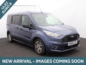 2019 (69) - 5 Seat Auto Wheelchair Accessible Disabled access Vehicle WAV 5-Door