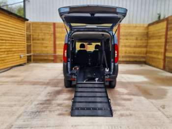 Used Fiat Doblo 2018 for sale - 74236979: Photo
