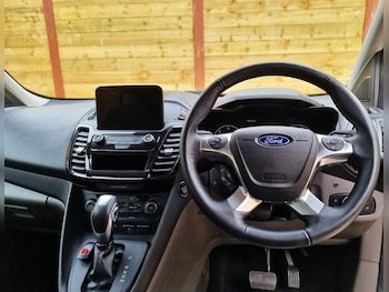 Used Ford Grand Tourneo Connect 2022 for sale - 77879328: Photo