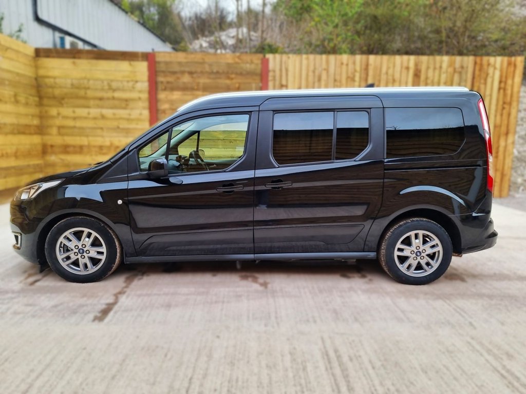 Used Ford Grand Tourneo Connect 2022 for sale - 77879328: Photo 9