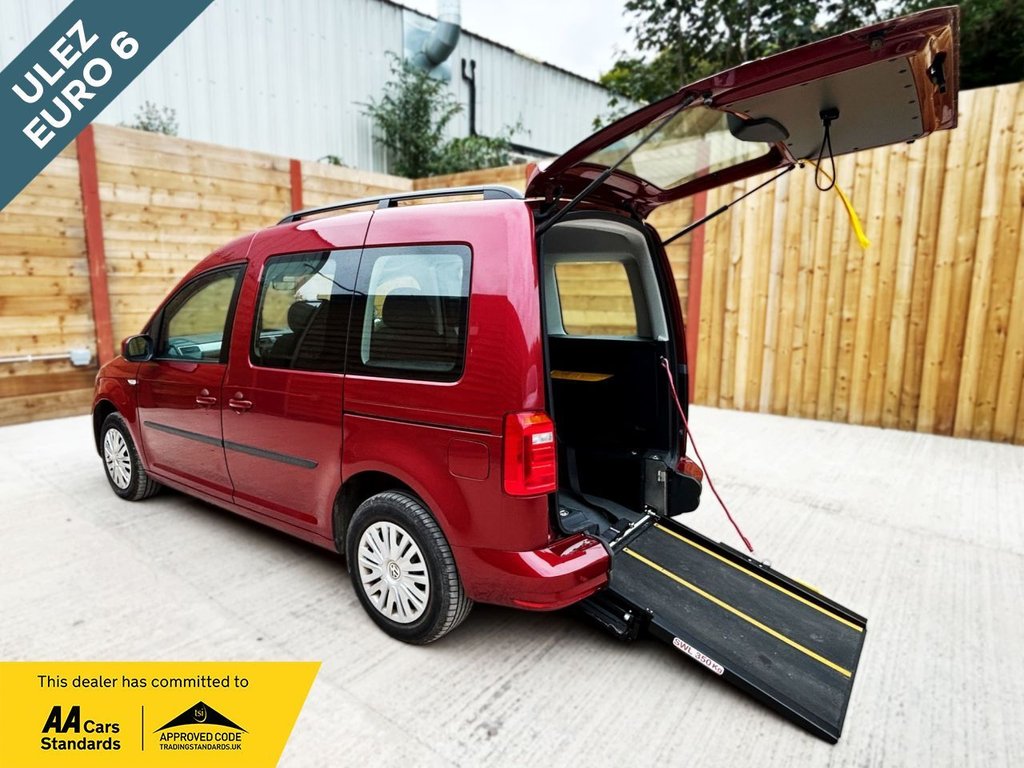 Used Volkswagen Caddy Maxi Life 2016 for sale - 76163498: Photo 1