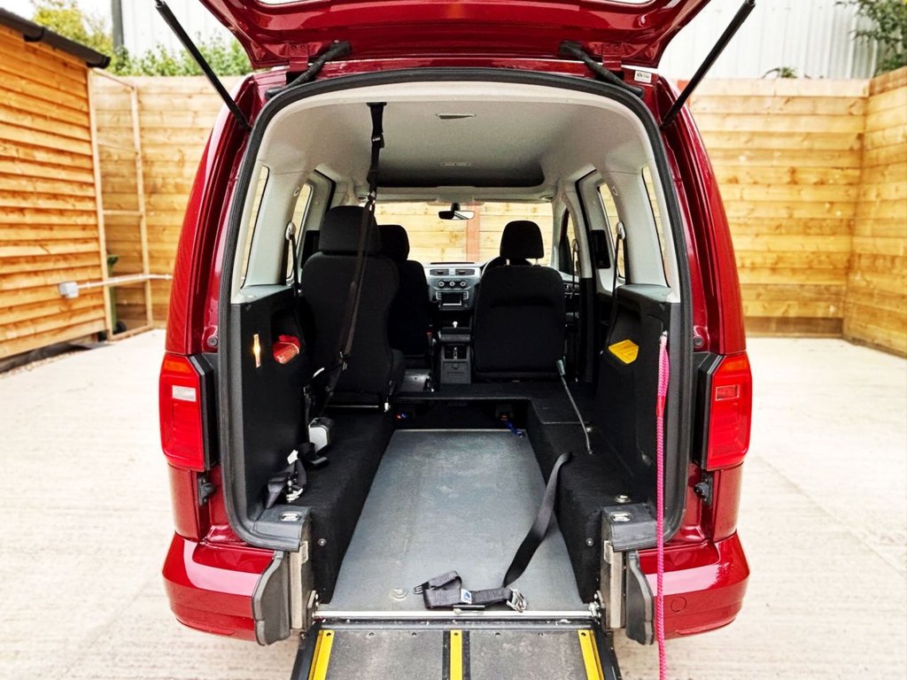 Used Volkswagen Caddy Maxi Life 2016 for sale - 76163498: Photo 13