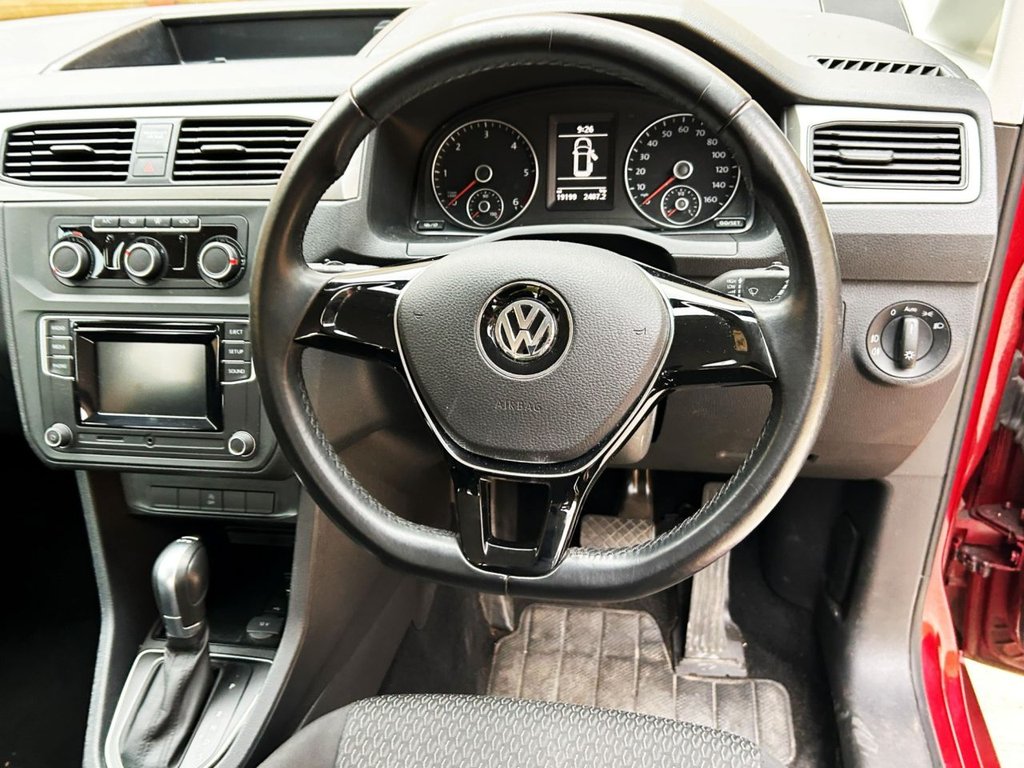 Used Volkswagen Caddy Maxi Life 2016 for sale - 76163498: Photo 2