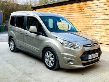 Used Ford Tourneo Connect 2015 for sale - 79233148: Photo