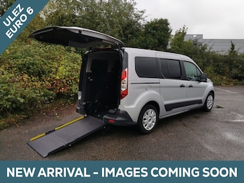 Used Ford Grand Tourneo Connect 2019 for sale - 78331052: Photo