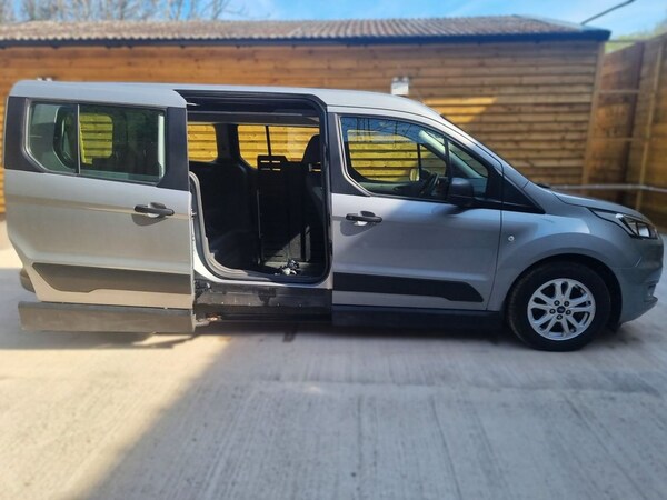 Used Ford Grand Tourneo Connect 2021 for sale - 74930419: Photo 10