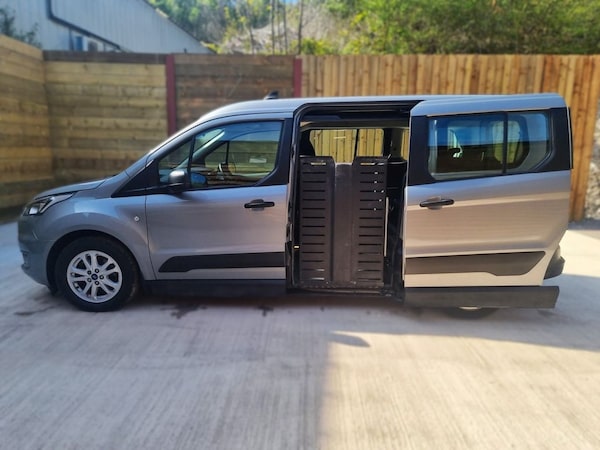 Used Ford Grand Tourneo Connect 2021 for sale - 74930419: Photo 11