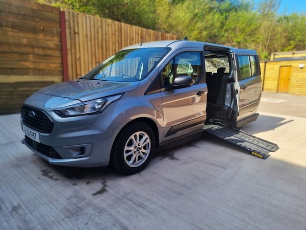 Used Ford Grand Tourneo Connect 2021 for sale - 74930419: Photo 15