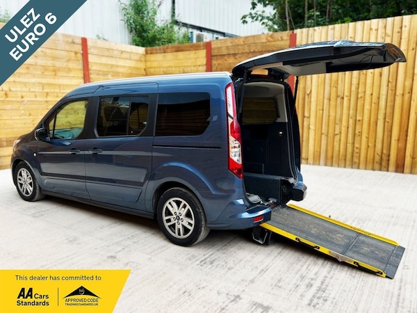 Used Ford Grand Tourneo Connect 2020 for sale - 75242148: Photo 1
