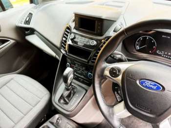 Used Ford Grand Tourneo Connect 2020 for sale - 75242148: Photo