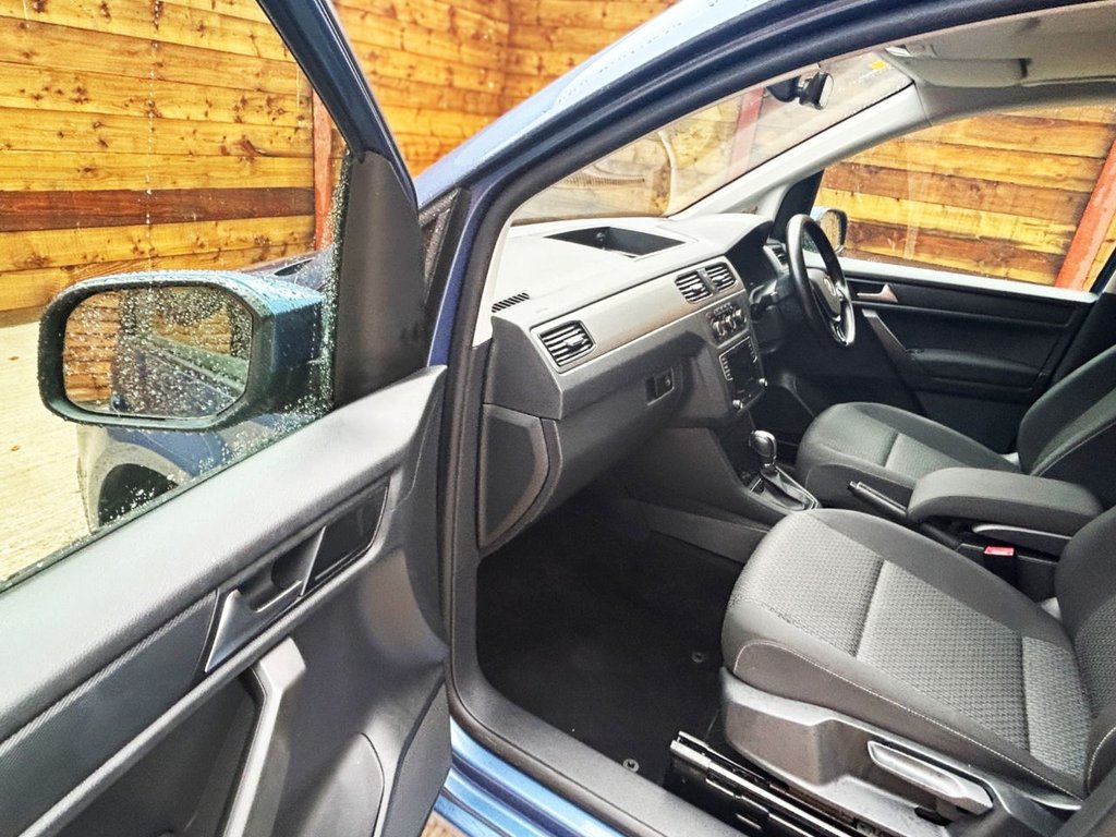 Used Volkswagen Caddy Maxi Life 2018 for sale - 75896442: Photo 18