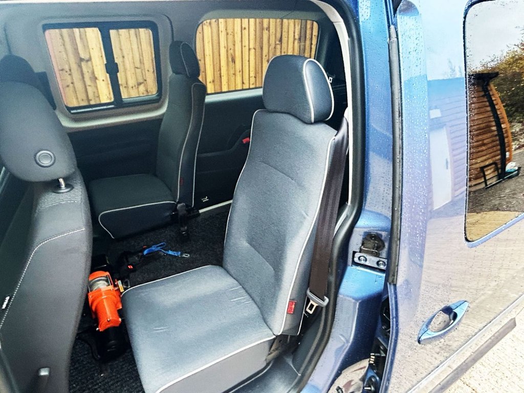 Used Volkswagen Caddy Maxi Life 2018 for sale - 75896442: Photo 20