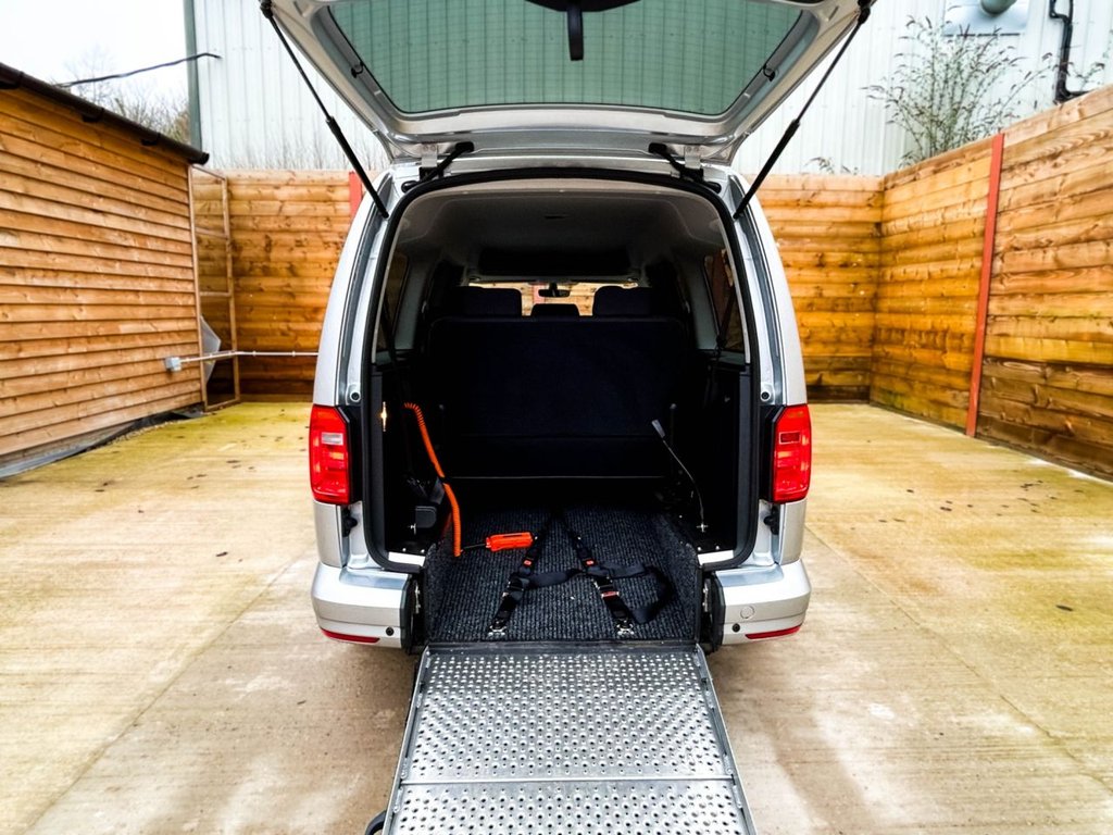 Used Volkswagen Caddy Maxi Life 2018 for sale - 77451934: Photo 13