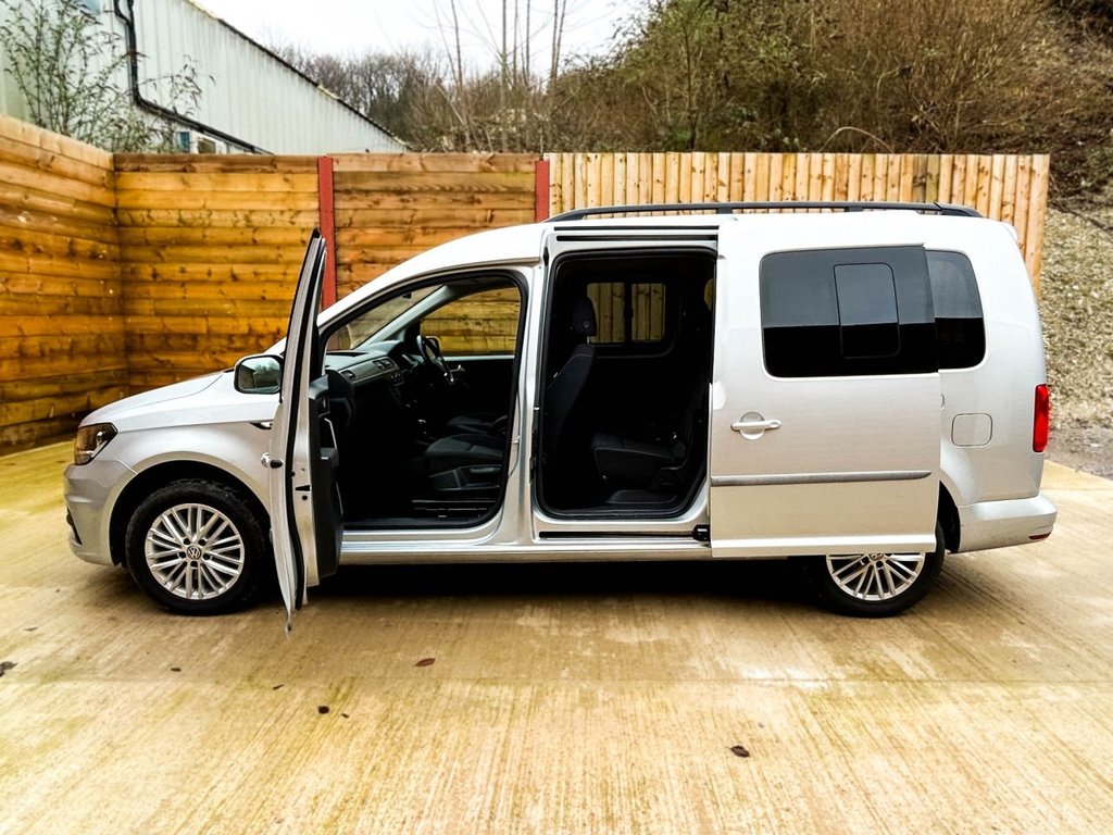 Used Volkswagen Caddy Maxi Life 2018 for sale - 77451934: Photo 15