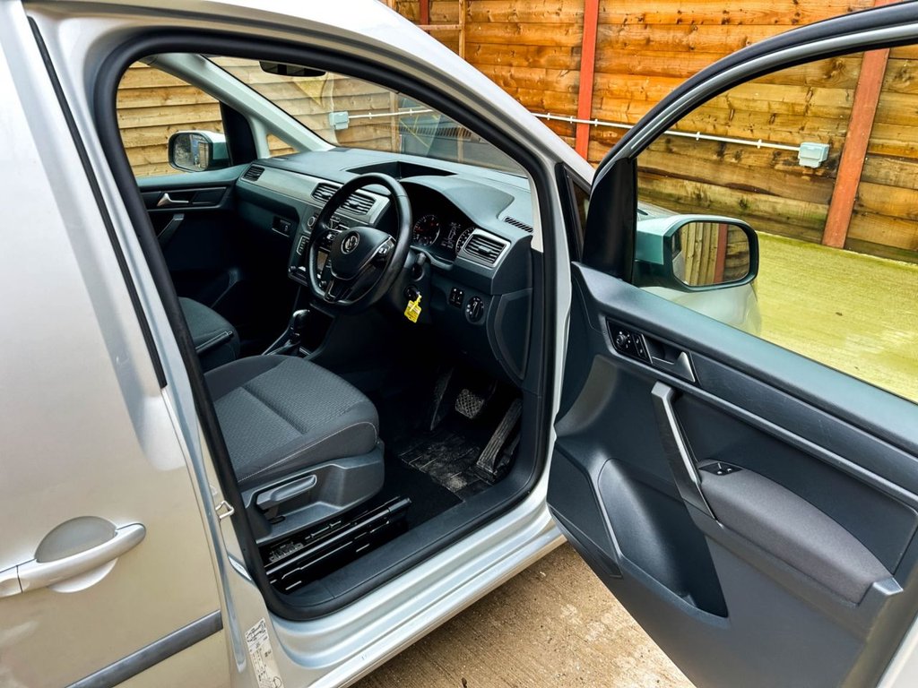 Used Volkswagen Caddy Maxi Life 2018 for sale - 77451934: Photo 16