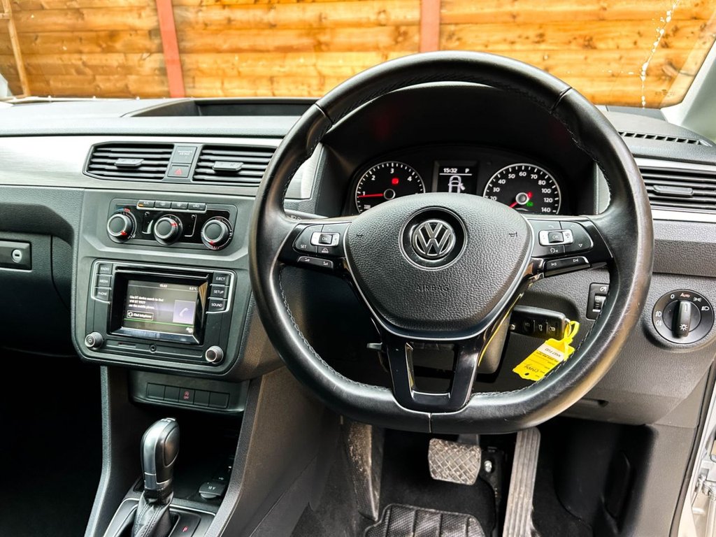 Used Volkswagen Caddy Maxi Life 2018 for sale - 77451934: Photo 2