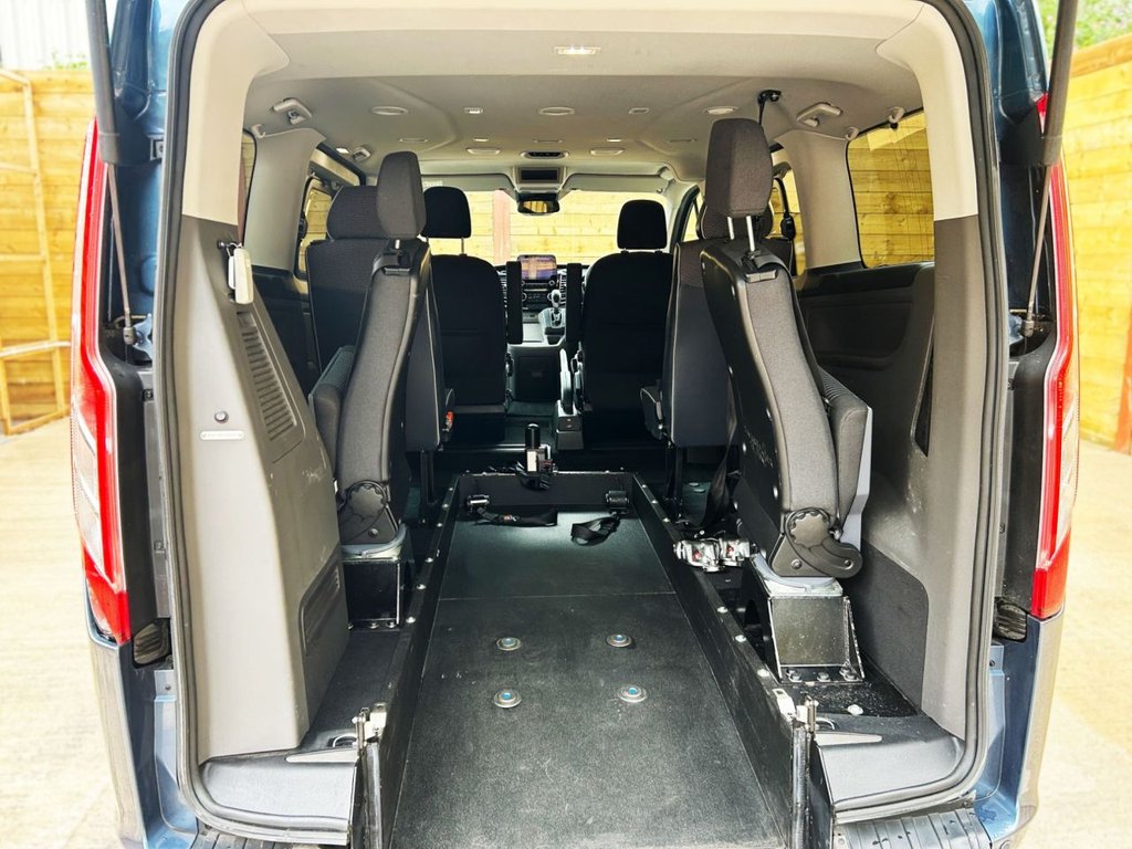 Used Ford Tourneo Custom 2019 for sale - 76395688: Photo 11