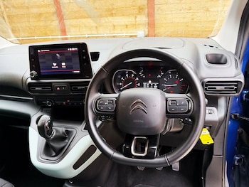 Used Citroen Berlingo 2020 for sale - 76396085: Photo