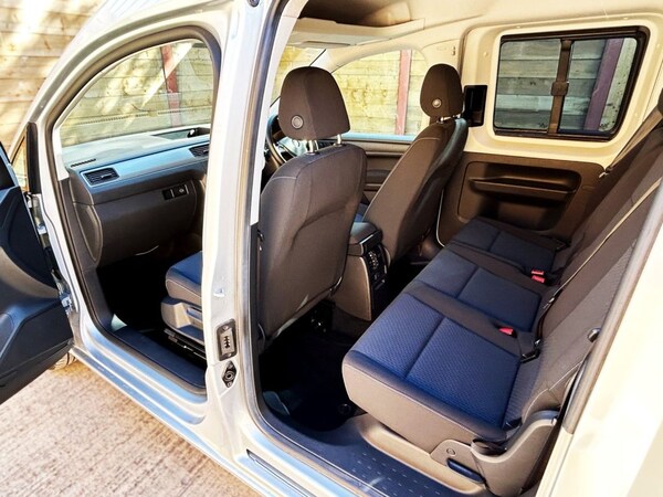 Used Volkswagen Caddy Maxi Life 2017 for sale - 75703865: Photo 24