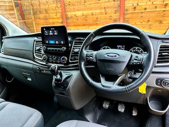 Used Ford Tourneo Custom 2019 for sale - 76768156: Photo