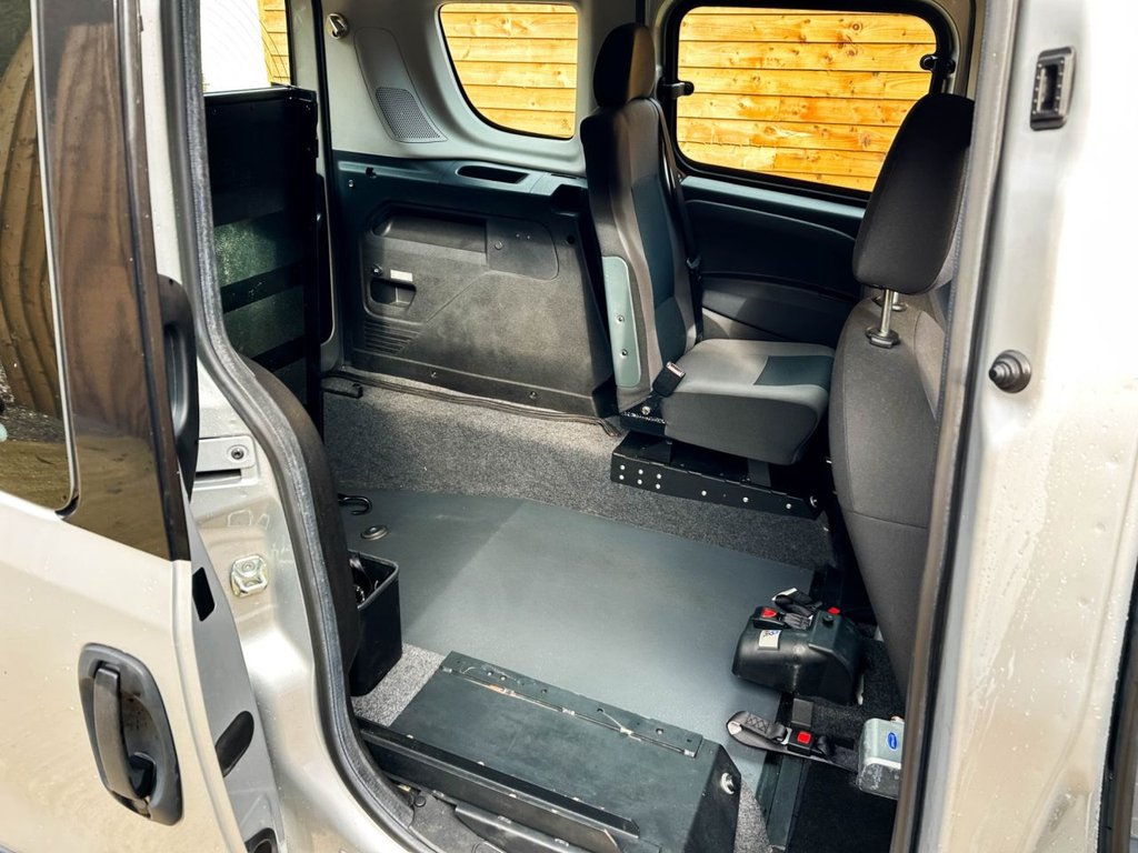 Used Fiat Doblo 2018 for sale - 77276464: Photo 18