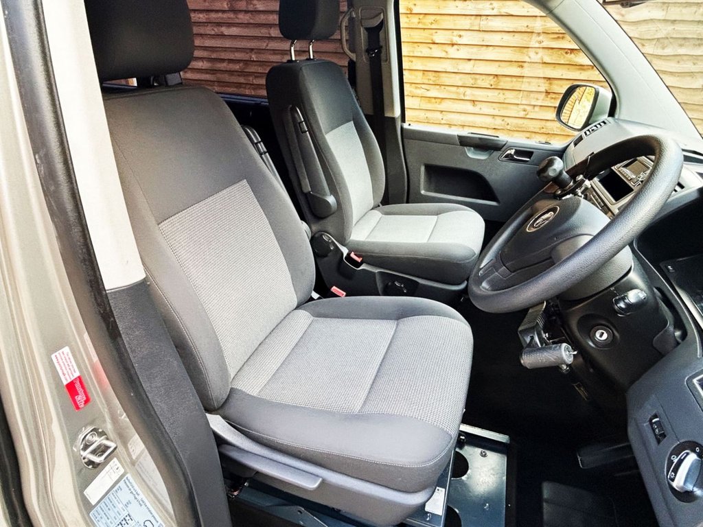 Used Volkswagen Transporter 2015 for sale - 75703869: Photo 15