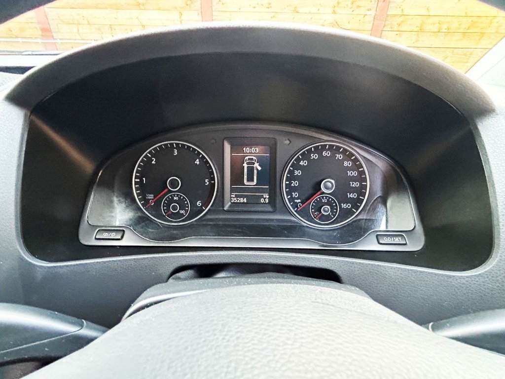 Used Volkswagen Transporter 2015 for sale - 75703869: Photo 23