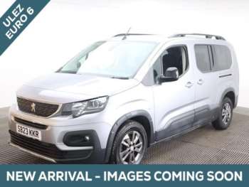 2023 (23) - L2 LWB 4 Seat Auto Wheelchair Accessible Disabled Access Vehicle WAV 5-Door