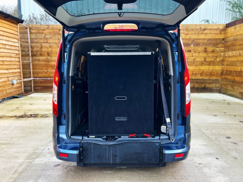 Used Ford Grand Tourneo Connect 2019 for sale - 77879589: Photo 13