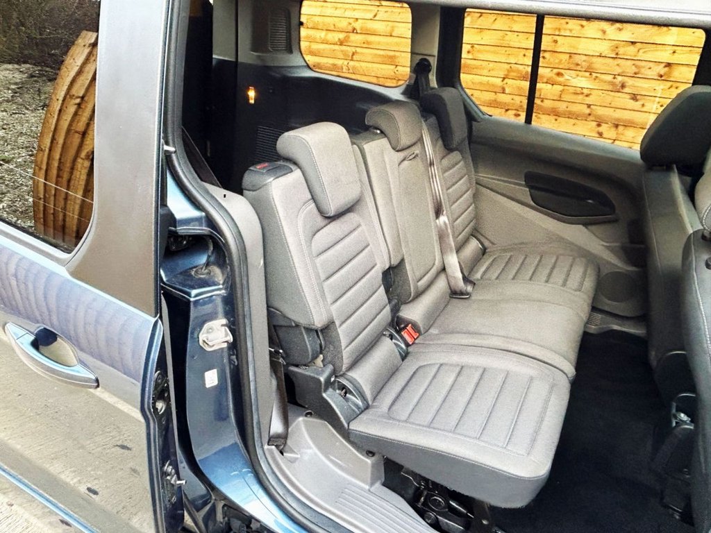 Used Ford Grand Tourneo Connect 2019 for sale - 77879589: Photo 19