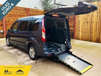 Used Ford Grand Tourneo Connect 2019 for sale - 77879589: Photo