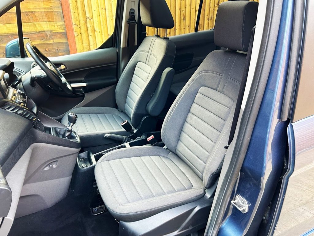Used Ford Grand Tourneo Connect 2019 for sale - 77879589: Photo 22