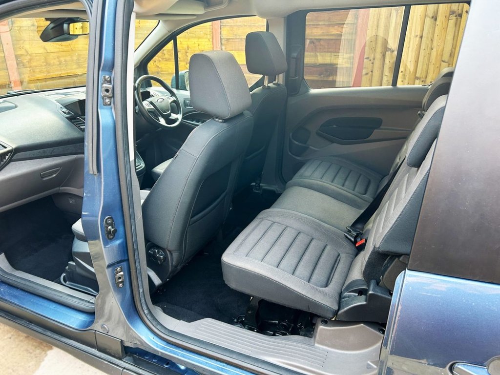 Used Ford Grand Tourneo Connect 2019 for sale - 77879589: Photo 24