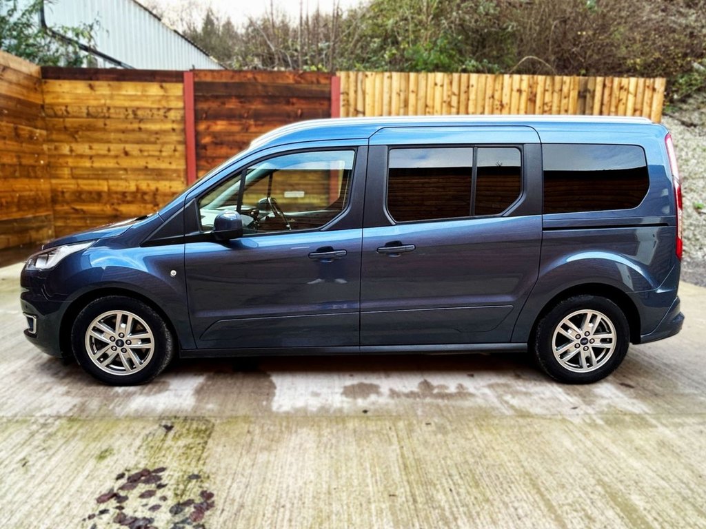 Used Ford Grand Tourneo Connect 2019 for sale - 77879589: Photo 8
